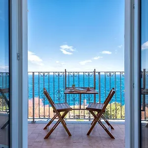 https://cielo-e-mare-casetta-nel-cuore-del-borgo-castelsardo.in-sardinia.net