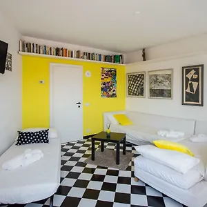 https://apartment-santa-marta-6.it-lombardy.com