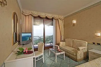 Aparthotel Residence Madrigale Costermano