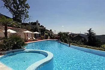 Residence Madrigale Costermano Marciaga