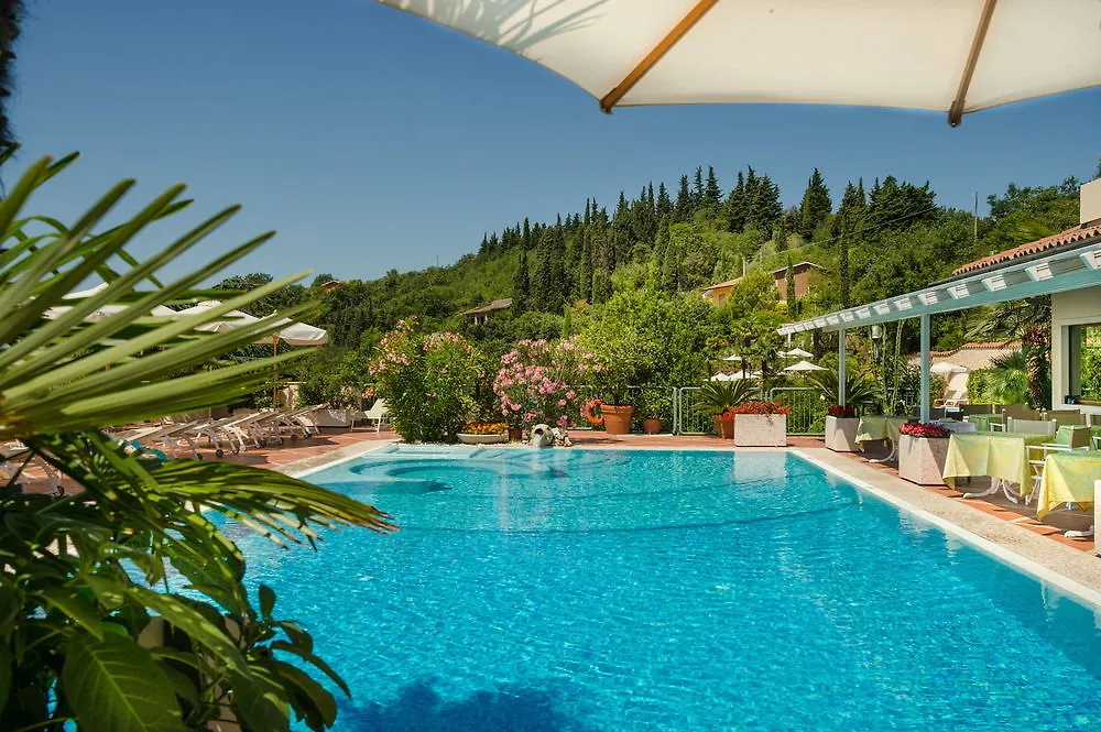 Residence Madrigale Costermano Italy