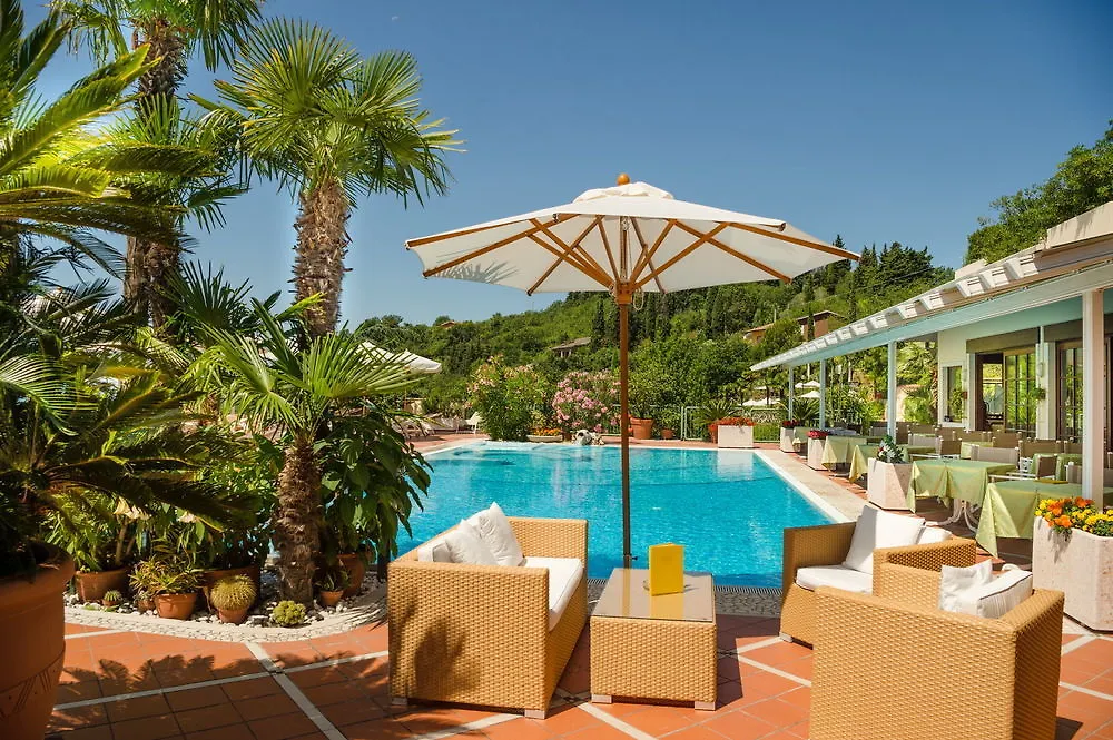 Residence Madrigale Costermano Aparthotel Marciaga